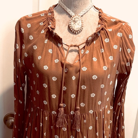 DIP Eco Friendly Brown Floral Tassel boho Tiered Long Sleeve Dress - Sz medium - Picture 2 of 5